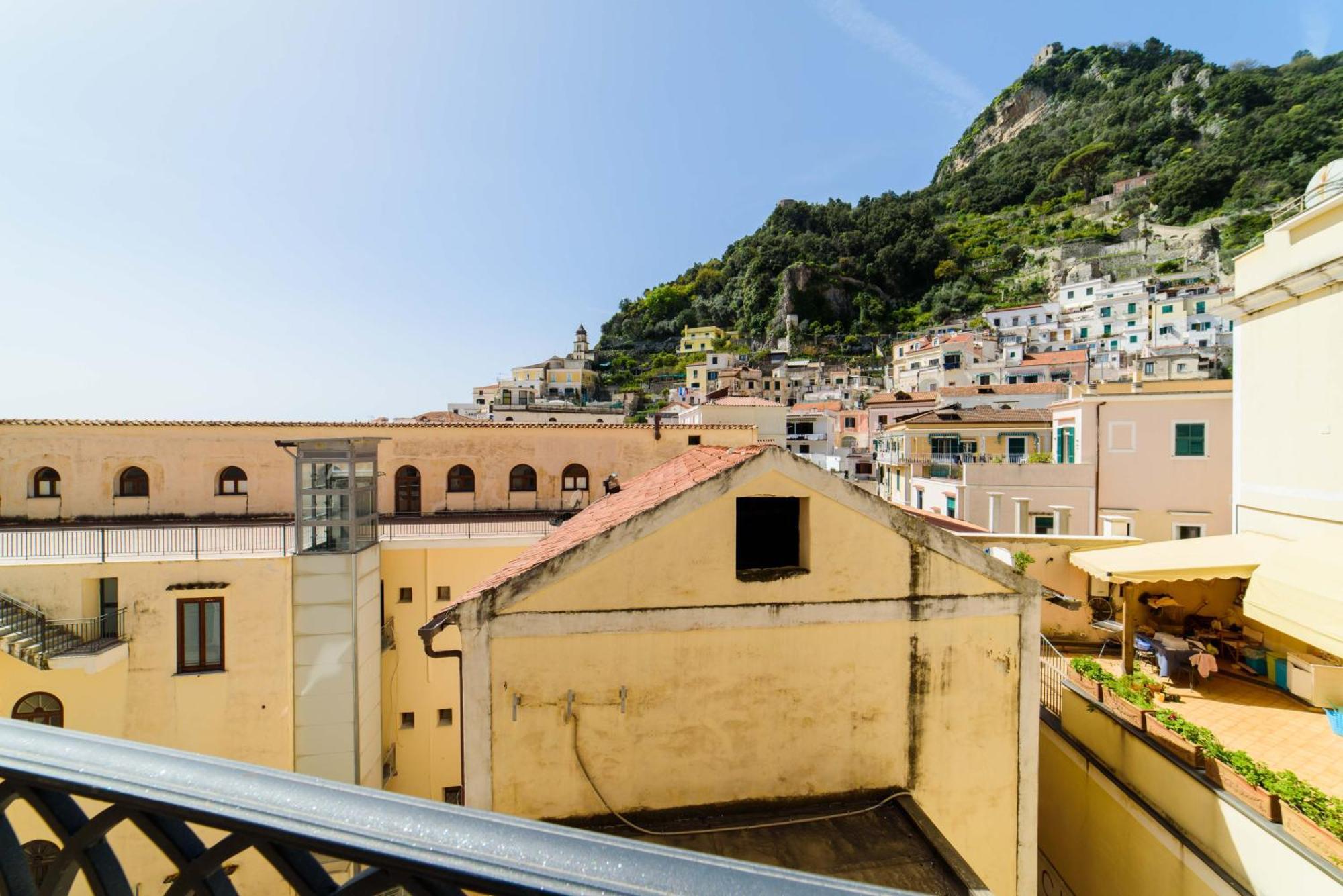 Cloister Suites Amalfi Bagian luar foto