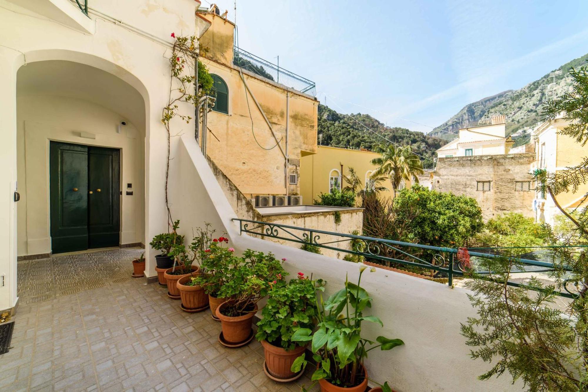 Cloister Suites Amalfi Bagian luar foto